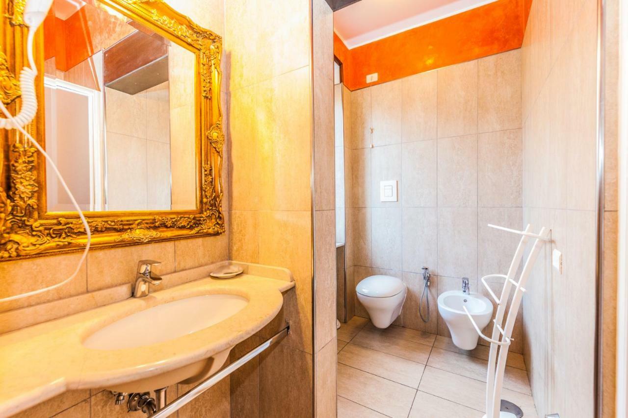 Albergo Della Corte بينيفنتو المظهر الخارجي الصورة