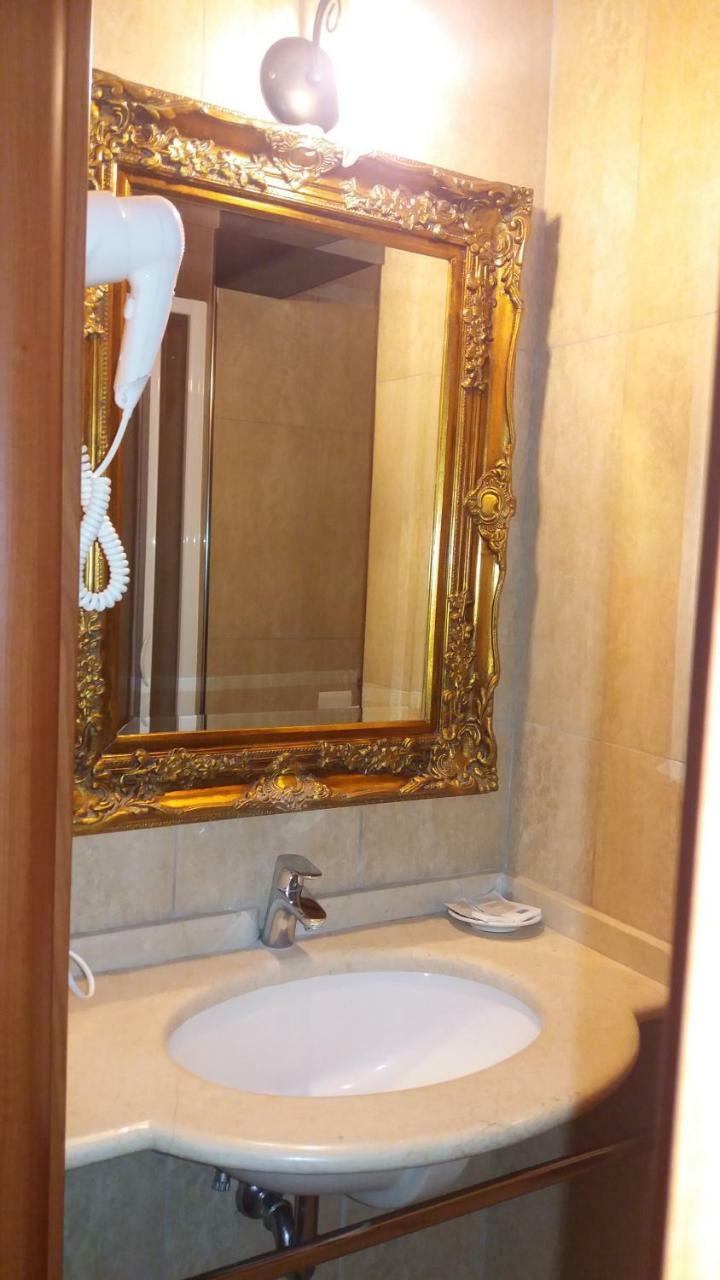Albergo Della Corte بينيفنتو المظهر الخارجي الصورة