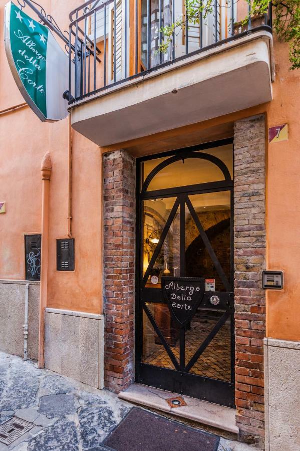 Albergo Della Corte بينيفنتو المظهر الخارجي الصورة