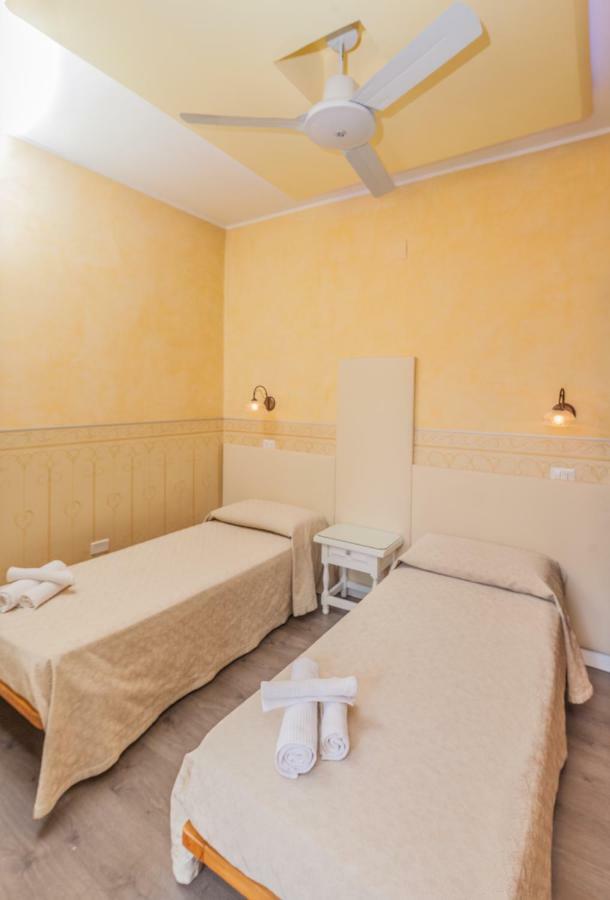 Albergo Della Corte بينيفنتو المظهر الخارجي الصورة